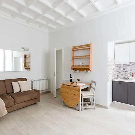 A World Aparts - 61 Margutta רומא