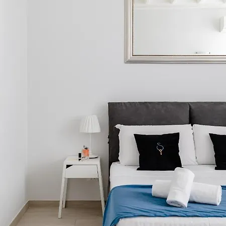 Апартаменты A World Aparts - 61 Margutta *