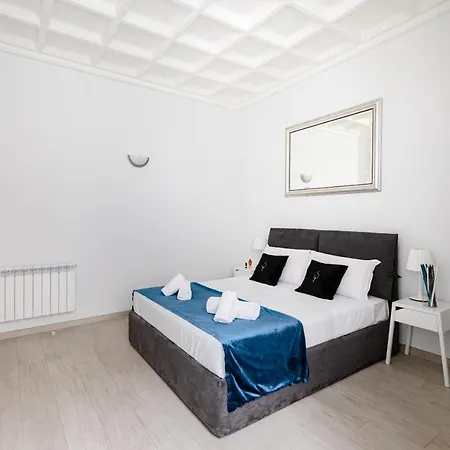 A World Aparts - 61 Margutta Рим